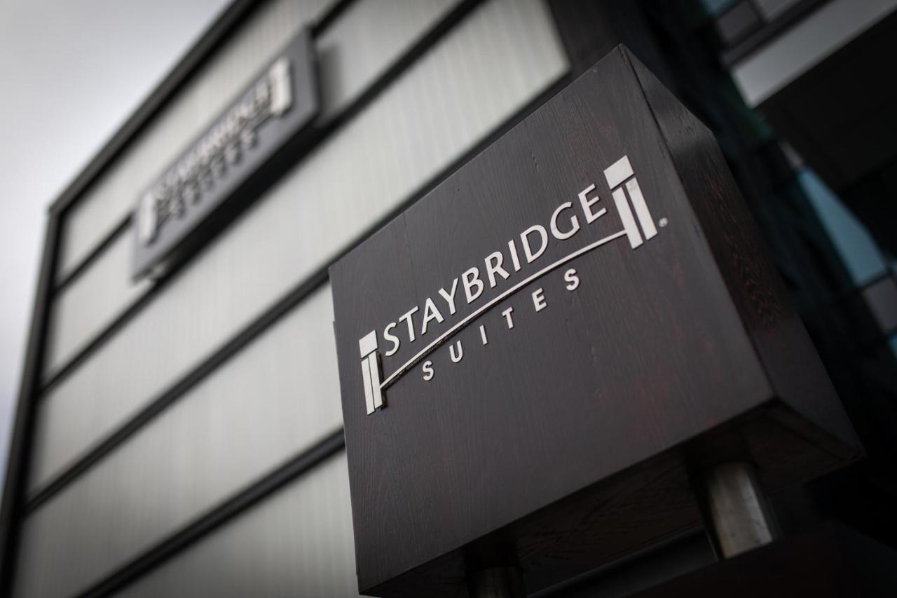 Staybridge Suites London Heathrow - Bath Road, An Ihg Aparthotel Hillingdon Exterior photo